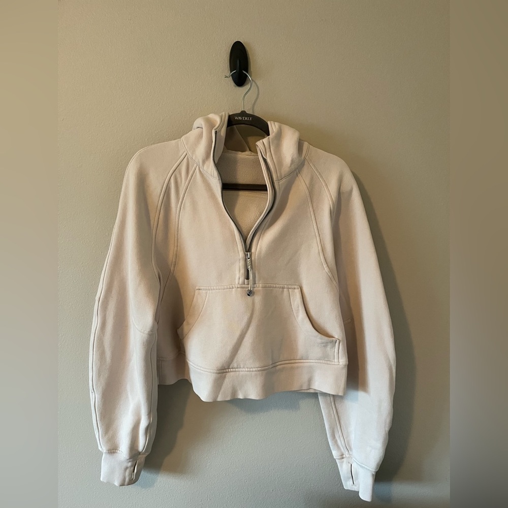 SOLD. Lululemon XS/S Half Zip Pullover